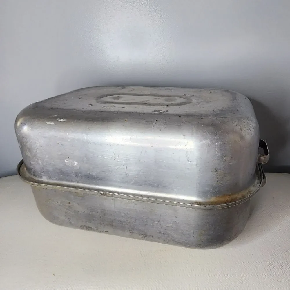 Antique Aluminum Royal Chef Poulsen Nardon Lidded Roaster No. 125 Los Angeles CA